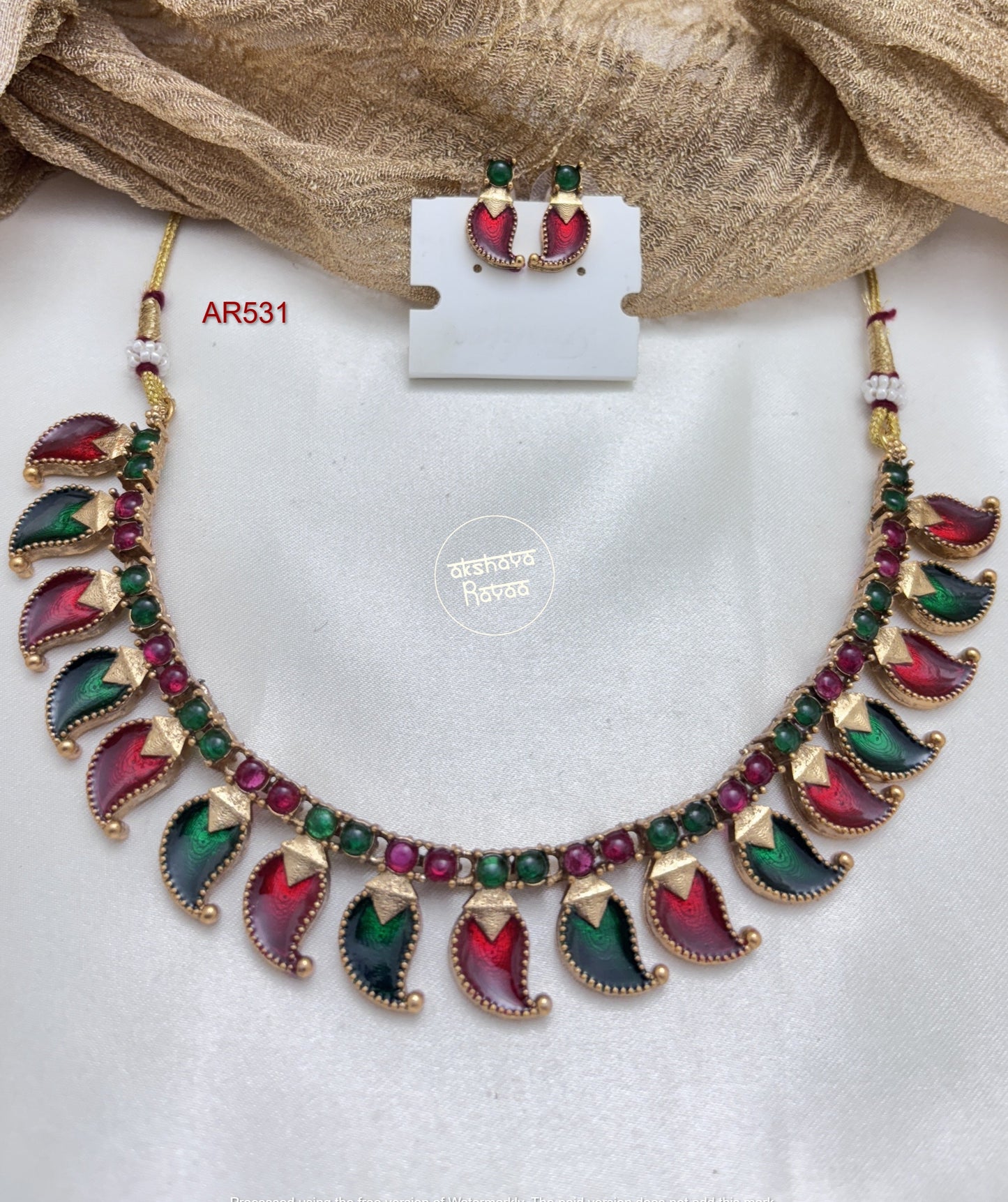 Multicolor Mango Necklace