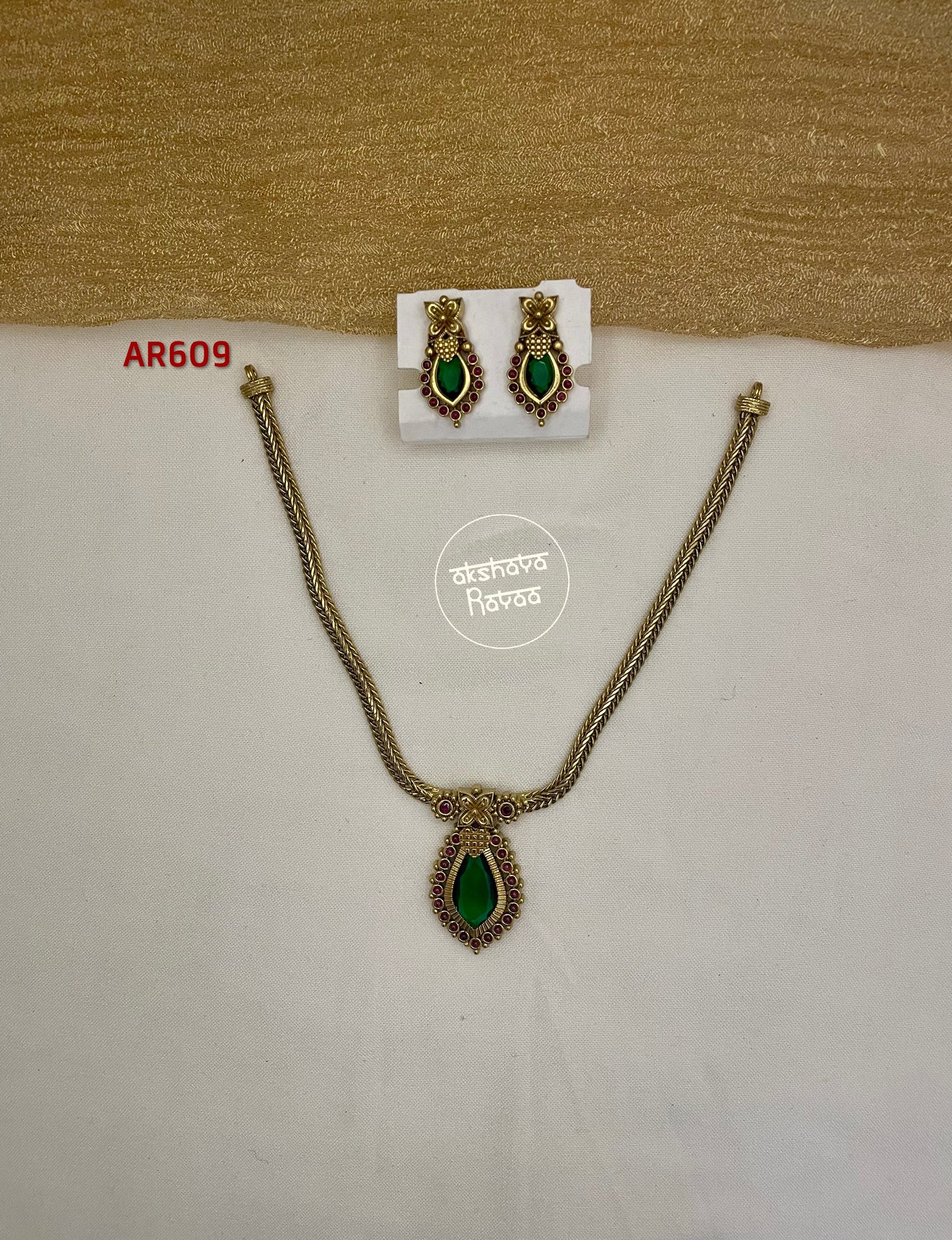 Nagapadam Necklace