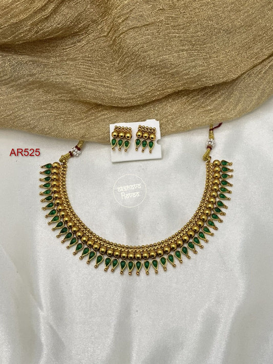 Traditional Green Mulla Necklace