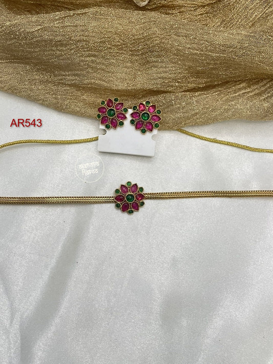 Short Flower Chocker