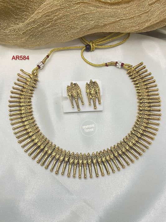 Mulla Necklace